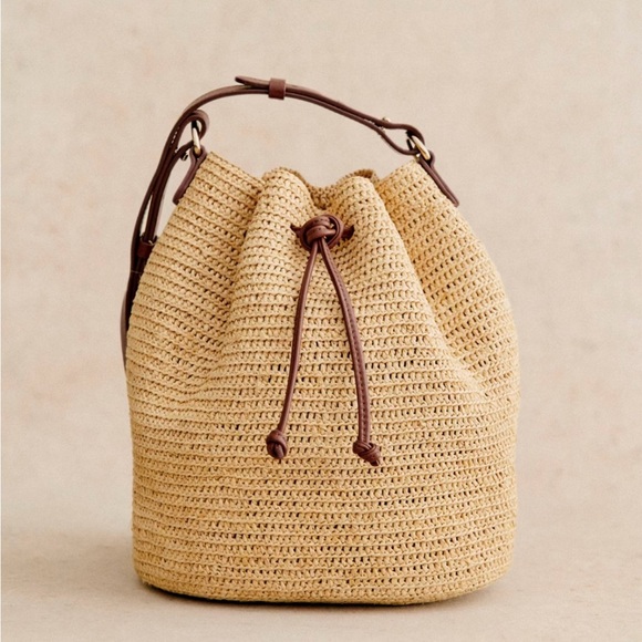 Sezane Handbags - Sezane 🇫🇷 Farrow bag